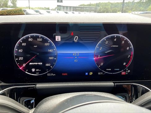 Used 2025 Mercedes-Benz GLA 35 AMG 4MATIC image 15