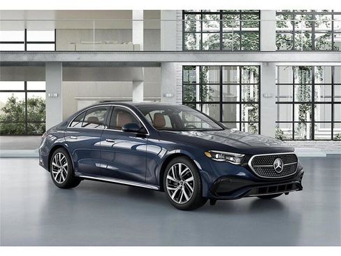 New 2026 Mercedes-Benz E 450 4MATIC Sedan image 11