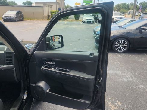 Used 2012 Jeep Liberty Sport AWD/4WD image 14