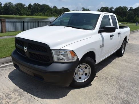 Used 2018 RAM 1500 Tradesman RWD image 2
