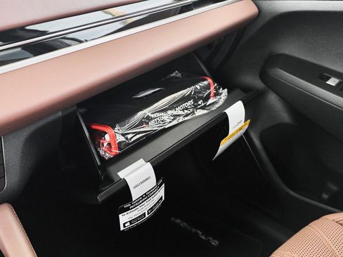 New 2026 Mitsubishi Outlander SEL FWD image 37
