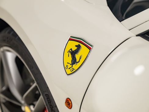 Certified 2017 Ferrari 488 GTB RWD image 46