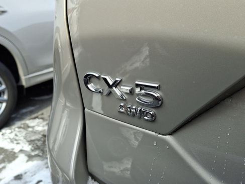 New 2025 MAZDA CX-5 AWD 2.5 S w/ Select Package image 5