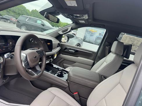 New 2026 Chevrolet Tahoe Z71 w/ Z71 Off-Road Package AWD/4WD image 21