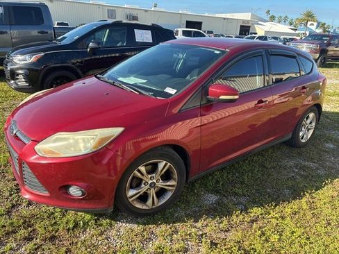 Used 2014 Ford Focus SE image 1