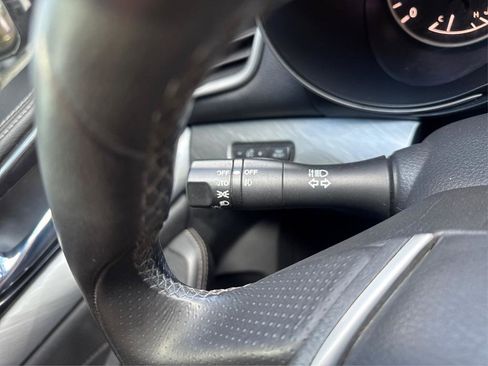 Used 2017 Nissan Maxima 3.5 SV image 16