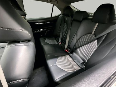 Used 2024 Toyota Camry SE FWD image 19