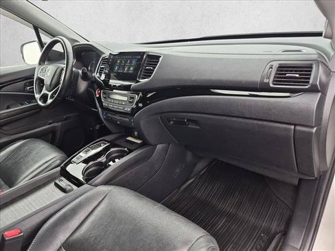 Used 2019 Honda Pilot Elite image 20
