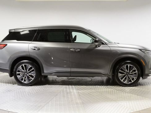 Certified 2027 INFINITI QX60 Luxe w/ Cargo Package AWD/4WD image 9