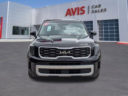 Used 2025 Kia Telluride S image 2