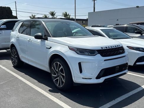 Used 2022 Land Rover Discovery Sport SE R-Dynamic AWD/4WD image 2