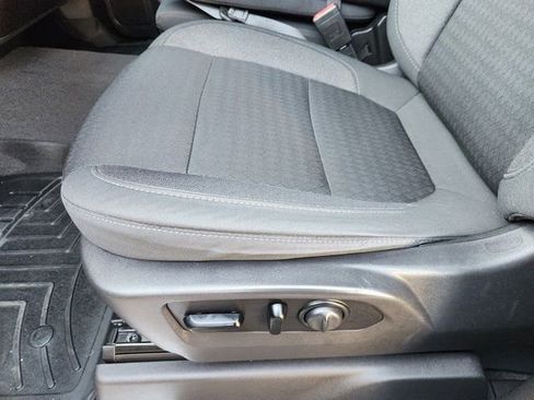 Used 2021 Chevrolet Silverado 1500 LT image 27