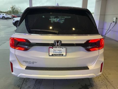 New 2026 Honda Odyssey EX-L image 23