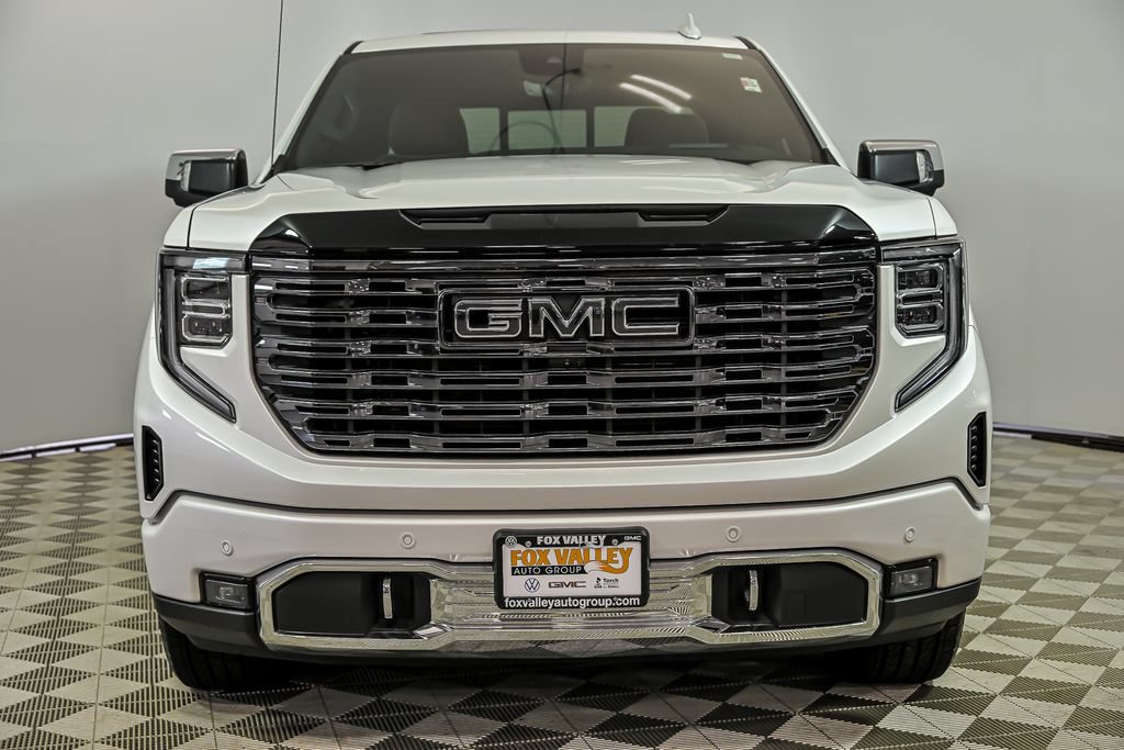 Certified 2025 GMC Sierra 1500 Denali Ultimate AWD/4WD image 4