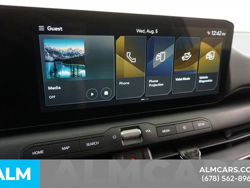 Used 2025 Kia K4 FWD image 29
