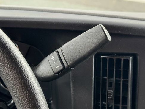 Used 2014 Chevrolet Express 2500 LS image 28