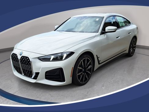 New 2026 BMW 430i xDrive w/ M Sport Package AWD/4WD image 1