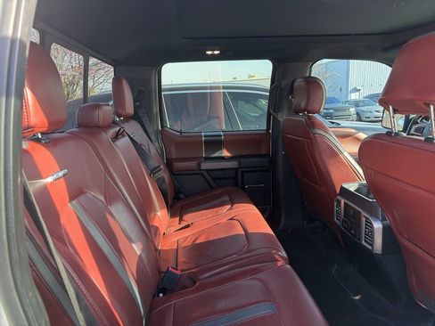 Used 2018 Ford F150 Platinum w/ Equipment Group 701A Luxury image 5