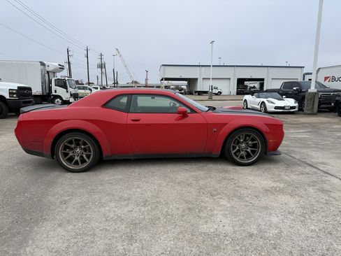 Used 2020 Dodge Challenger R/T Scat Pack image 4