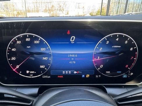 Used 2025 Mercedes-Benz GLC 300 4MATIC image 24