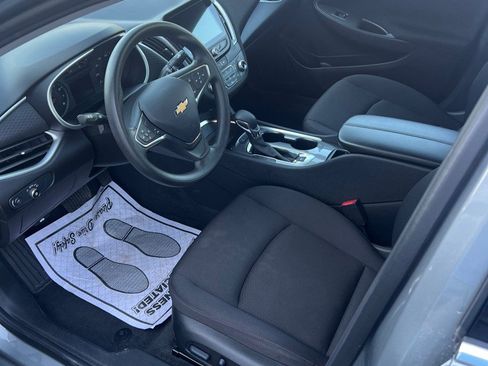 Used 2024 Chevrolet Malibu LT image 24