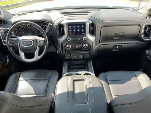 Used 2021 GMC Sierra 2500 SLT w/ SLT Convenience Package image 34
