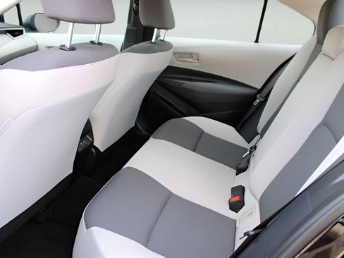 Used 2024 Toyota Corolla LE image 18