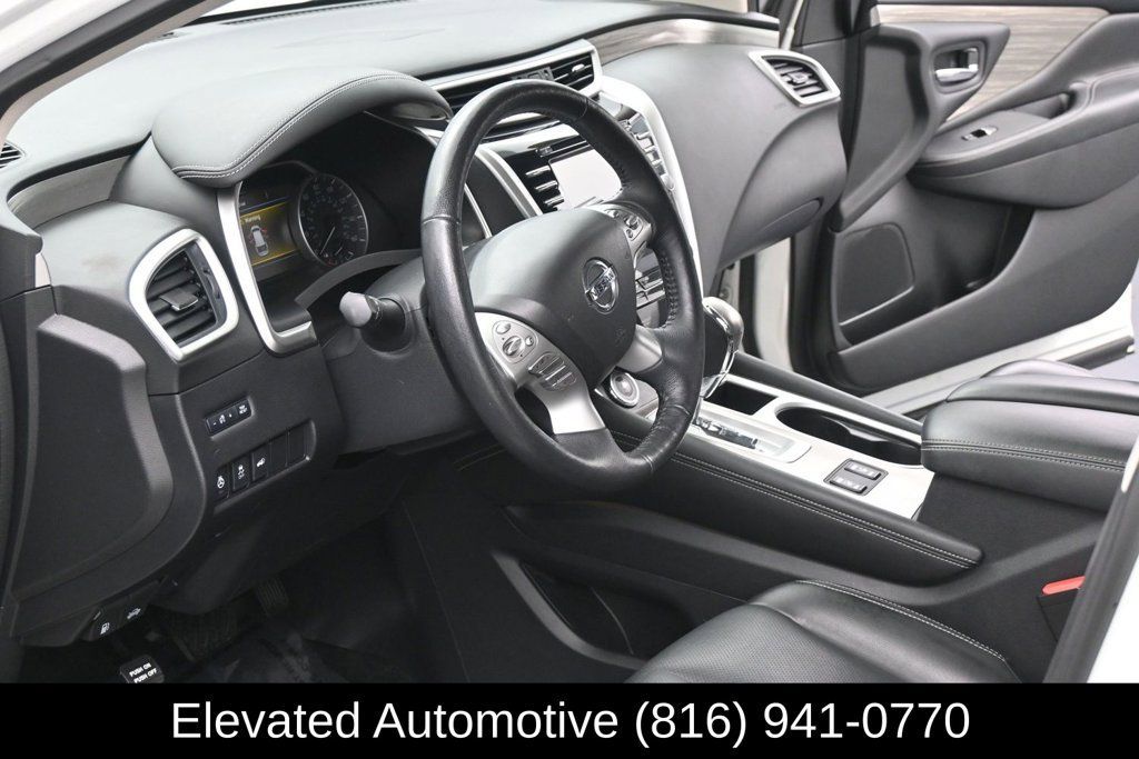 Used 2018 Nissan Murano SL w/ Midnight Edition Package AWD/4WD image 7