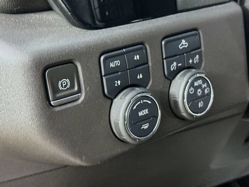 Used 2023 Chevrolet Silverado 1500 LT Trail Boss w/ Protection Package AWD/4WD image 12