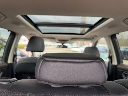 Used 2021 Nissan Rogue SL w/ Premium Package image 36