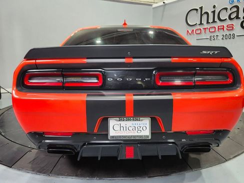 Used 2016 Dodge Challenger SRT Hellcat image 12