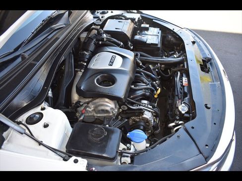 Used 2020 Kia Optima Premium image 42