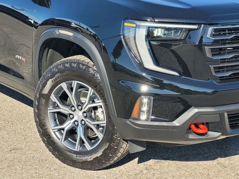 New 2026 GMC Acadia AT4 AWD/4WD image 6