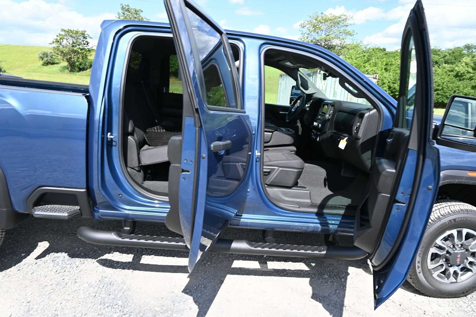 New 2026 GMC Sierra 3500 Pro w/ 1SA Pro Safety Plus Package AWD/4WD image 53