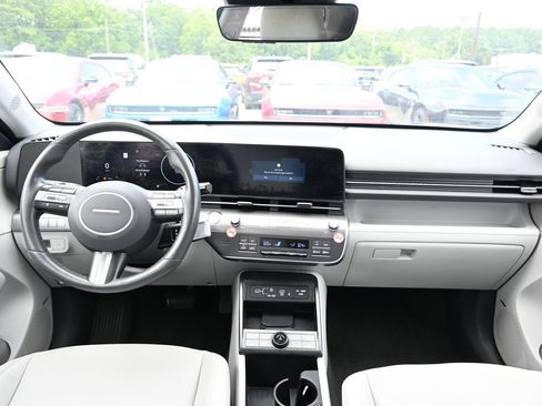 Used 2024 Hyundai Kona Limited AWD/4WD image 31