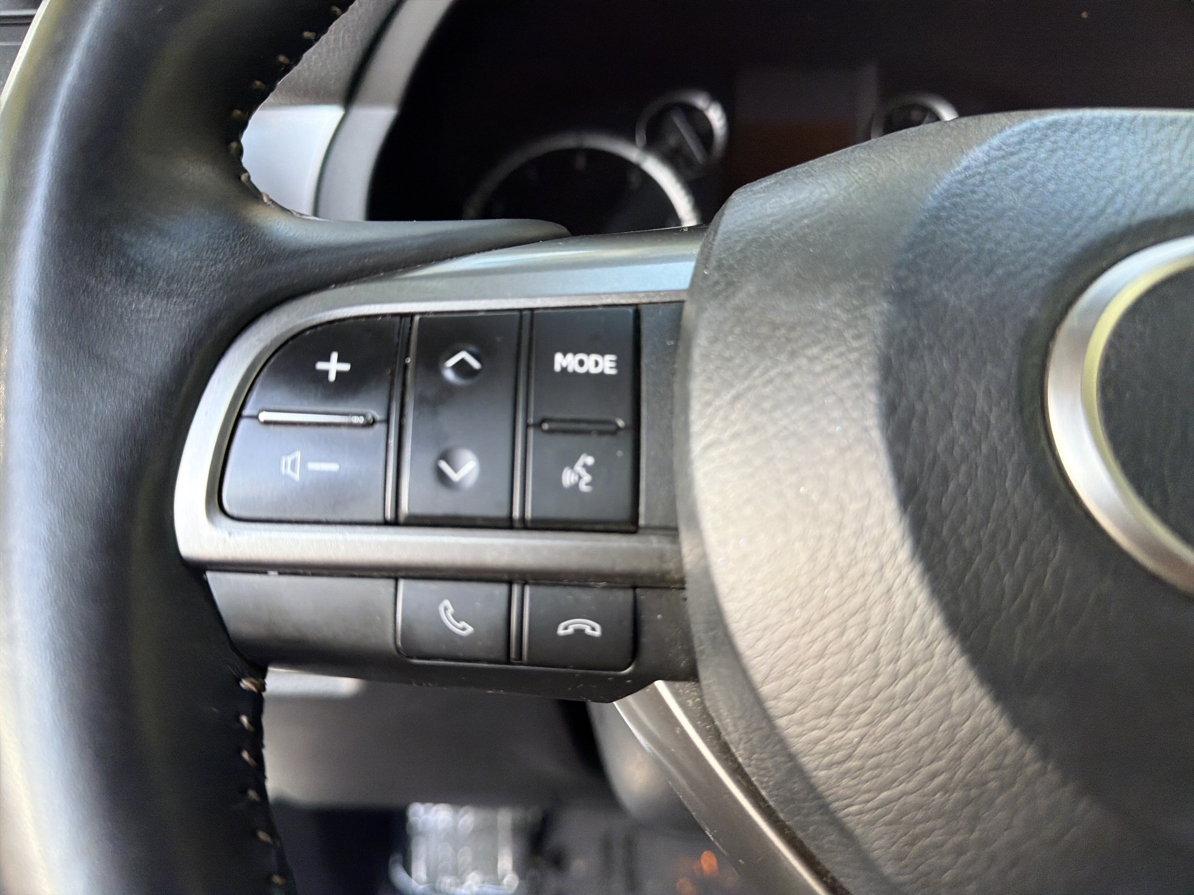 Used 2022 Lexus GX 460 Premium w/ Accessory Package AWD/4WD image 19