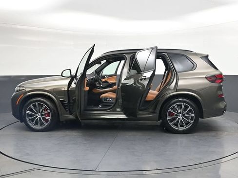 New 2026 BMW X5 xDrive50e w/ M Sport Package AWD/4WD image 31