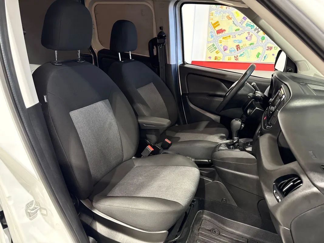 Used 2022 RAM ProMaster City Tradesman FWD image 13