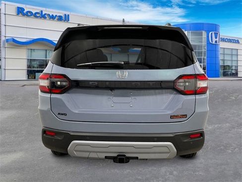 New 2025 Honda Pilot TrailSport image 4