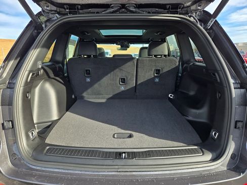 New 2025 Jeep Grand Cherokee Limited image 31