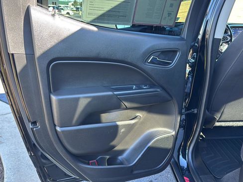 Used 2020 Chevrolet Colorado LT image 15