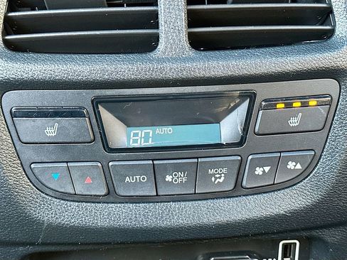 Used 2022 Honda Pilot Black Edition image 27