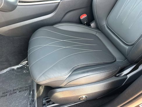 Used 2025 Mercedes-Benz GLC 63 AMG S image 21