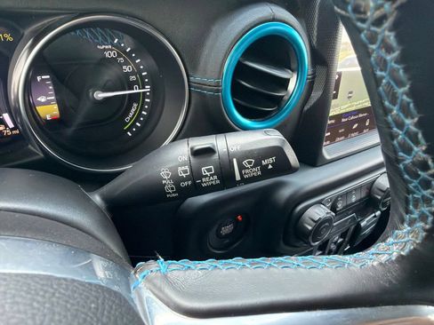 Used 2021 Jeep Wrangler Unlimited Rubicon 4xe w/ Cold Weather Group AWD/4WD image 80