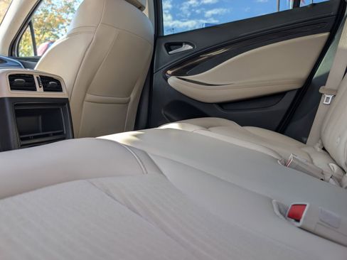 Used 2020 Buick Envision Preferred image 13