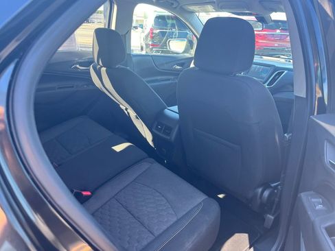 Used 2018 Chevrolet Equinox LT image 25
