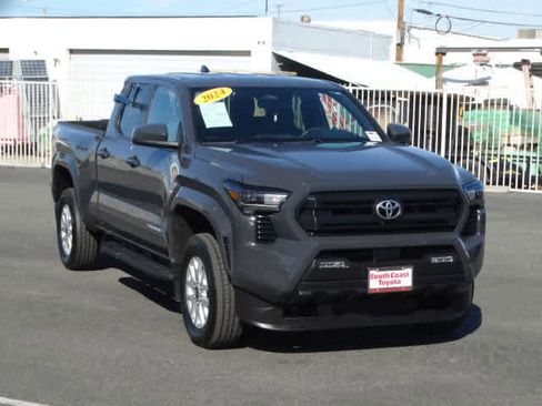 Used 2024 Toyota Tacoma SR5 image 2