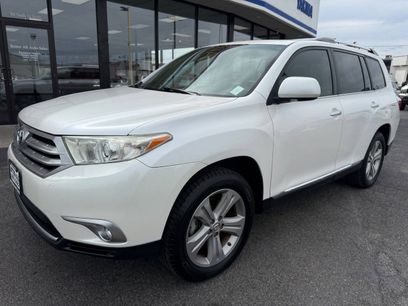 Used 2012 Toyota Highlander Limited w/ Tow Pkg