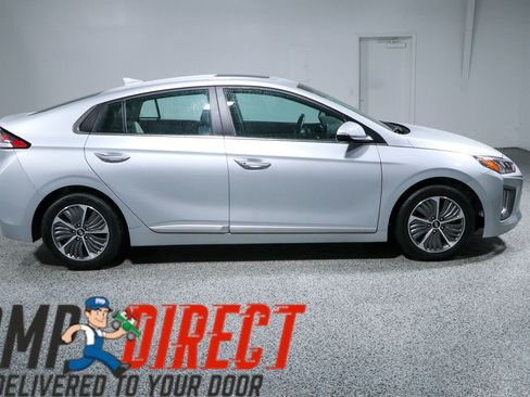 Used 2022 Hyundai Ioniq Limited FWD image 6