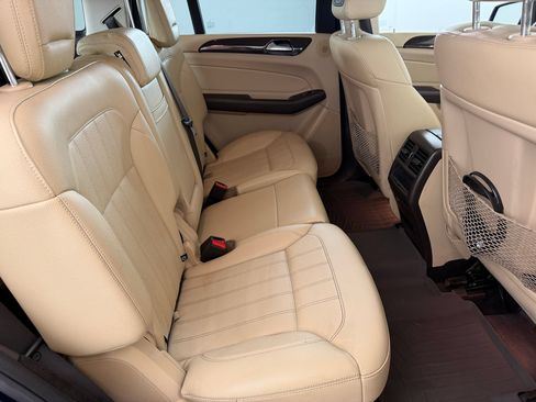 Used 2017 Mercedes-Benz GLS 450 4MATIC image 35